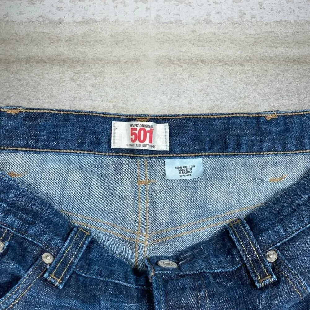 Vintage Y2K Levis Jeans 501 38x30 Regular Straight Leg Fit Dark Wash Button Fly